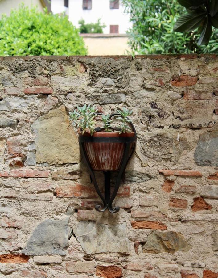 Kerasiá Florence Luaran gambar
